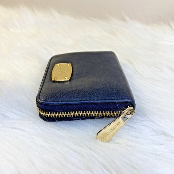 Michael Kors Small Black Saffiano Leather Continental Travel Zip Around Wallet - Picture 14 of 14